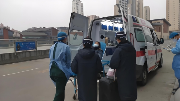 长短途跨省救护车-病人转运- 120救护车服务中心